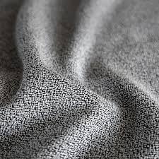 Rohi - Novum - 01700.16 Plaza meubelstof met geometrische geweven textuur, geschikt voor intensief gebruik, grijs kleurdetail.