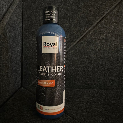 Leather Care & Color Lederwas - 250 ml bottle by Royal Furniture for leather restoration and maintenance.