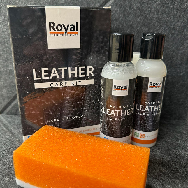 Leather Care Kit 75ml, onderhoudsmiddel voor afgewerkt leer met reinigings- en beschermingsproducten. Beschermt tegen vuil en UV-straling.