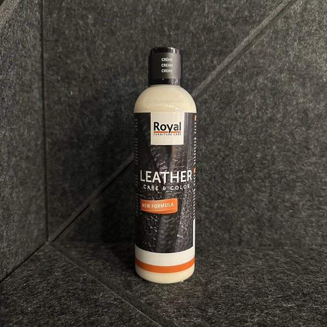 Alt Tag: Leather Care & Color Lederwas - 250 ml bottle for leather conditioning and color restoration by Royal Furniture