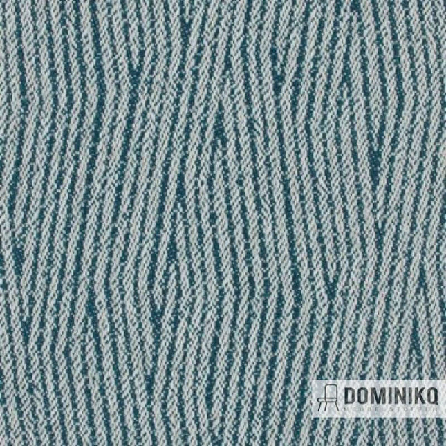 Golvende stofpatroon Aristide Lepis, ideaal voor binnen en buiten, in petrolkleur, geïnspireerd op houtnerven en bamboebossen.