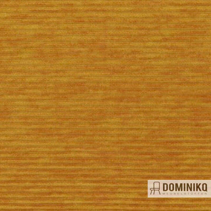 Geel-bruine corduroy meubelstof Aristide Luthor 310 Buttercup, duurzaam en vlekbestendig dankzij Crypton behandeling.