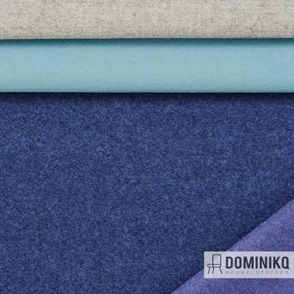 Drie lagen Camira Synergy 170 stoffen in grijstinten, blauw en turquoise, geschikt voor grote verticale panelen.