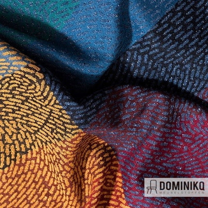 Jacquard meubelstof uit de Bute Fabrics Kin collectie, kleurrijk patroon, duurzaam en brandvertragend, geschikt voor intensief gebruik.