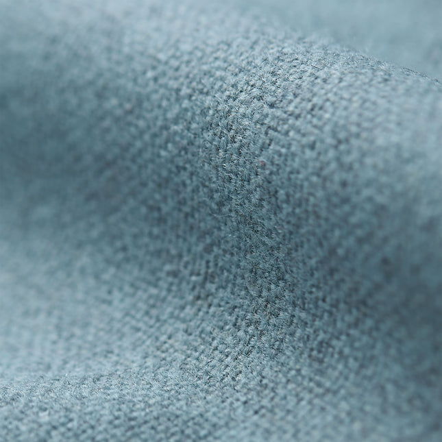 Alt Tag: Blauwe meubelstof Ploegwool - 41 (Coupon 1,45 m) van De Ploeg, duurzaam en slijtvast, gemaakt van scheerwol voor een natuurlijke uitstraling.