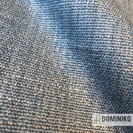 Meubelstof Birk in blauwgrijze tinten met natuurlijke textuur, geschikt voor elk interieur. Vanaf 5 meter 10% korting.
