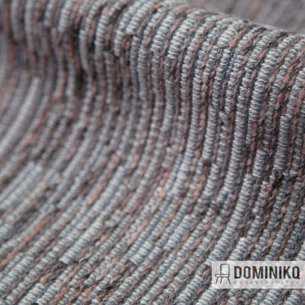 Gestreepte stof De Ploeg Oregon met diverse weefstructuren en garens, inclusief logo Dominikq. Vanaf 5 meter 10% korting mogelijk.