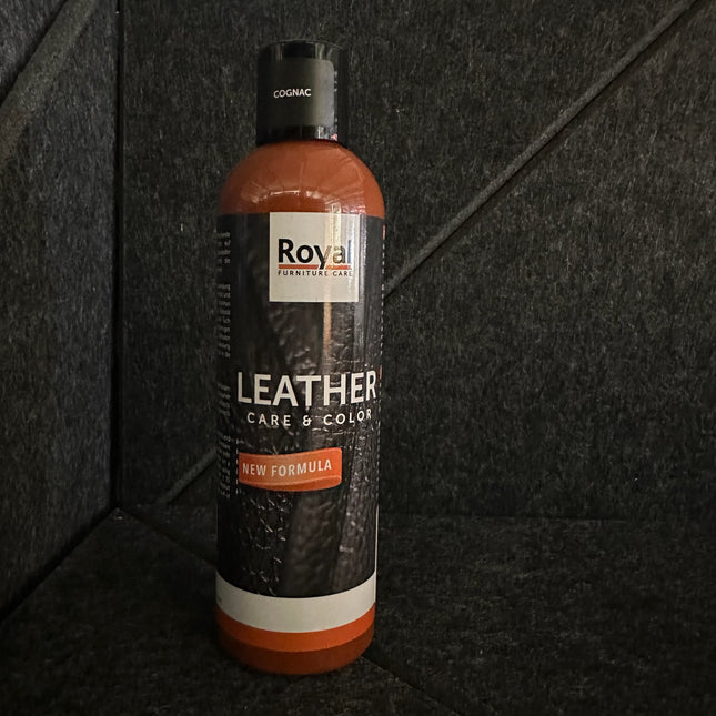 Leather Care & Color Lederwas - 250 ml bottle for restoring leather furniture color and condition.
