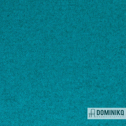 Duurzame meubelstof Fabraa Facet Oceanblue van gerecyclede wol, vervaardigd in Italië. Ideaal voor milieuvriendelijke interieurtoepassingen.