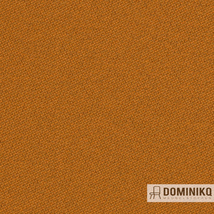 Oranje stof Just van Gabriel met subtiel tweekleurig ontwerp en zachte, matte textuur, ideaal voor meubelbekleding en schermen.