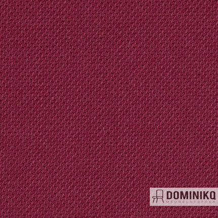 Wollen bekledingsstof Select in bordeauxrood met strakke reliëfstructuur, elegante uitstraling en veroudert mooi in de tijd.