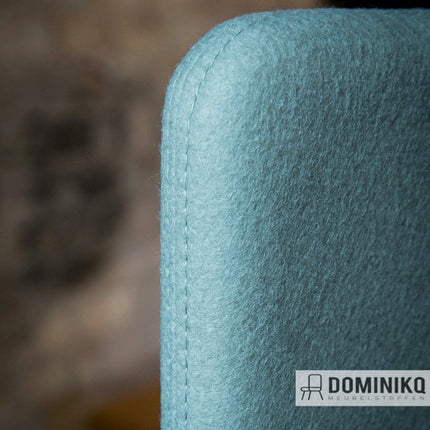 Hoogwaardig wolvilt voor interieurontwerp, blauw textielmateriaal close-up van Soul collectie, ideaal voor verticaal oppervlakken.