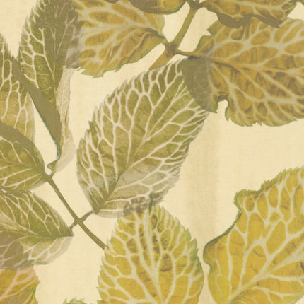 Patroon van Herba gordijnstof door Kendix in groen en geel met natuurlijk bladontwerp. Vanaf 5 meter 10% korting. Perfecte mix van stijl en functionaliteit.
