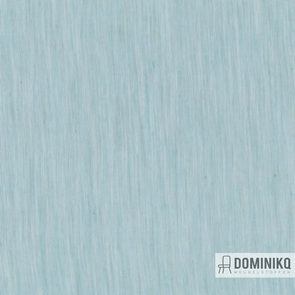 Transparante gordijnstof Mizu in water-blauw van Kendix, De Ploeg. Subtiele glans en natuurlijke textuur. Vanaf 5m 10% korting.