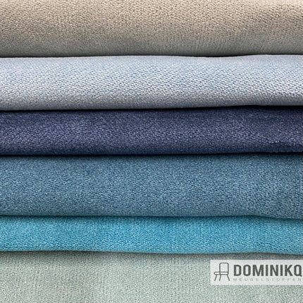 Stapel van Keymer's Splendid stoffen in diverse kleuren, polyester polyamide mix met OEKO-TEX en Care & Clean label, eenvoudig schoon te maken.
