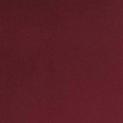 Velvetstof Apollo in kleur 580 Plum van Aristide, duurzame en zachte stof met luxe uitstraling voor stoffeerprojecten.