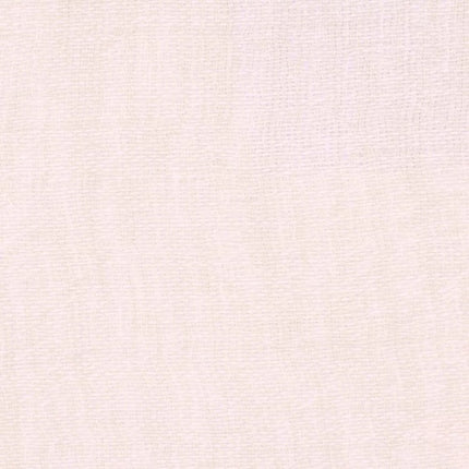 Aristide Demi gordijnstof in off-white, bekend om gladde hang en speelse uitstraling, geweven in drie lagen voor duurzaamheid en stijl.