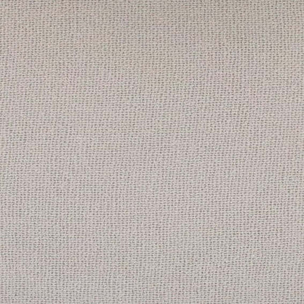 Detail van Aristide Nala gordijnstof in kleur 110 Dove, gemaakt van dikke garens voor een tijdloze en elegante uitstraling.