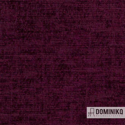 Juno chenille stof in aubergine, luxueus en zacht, ideaal voor commercieel gebruik en wonen. Vanaf 5 meter 10% korting.