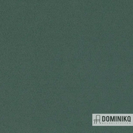 Polyesterstof Primeira in aquakleur, ideaal voor commerciële ruimtes. Verkrijgbaar in 30 kleuren, vanaf 5 meter 10% korting.