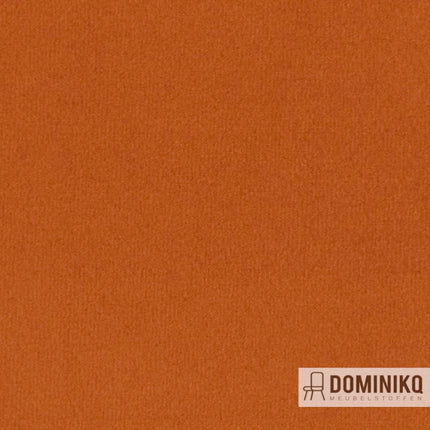 Alt Tag: Dominikq Marigold polyester stof, ideaal voor commerciële en recreatieve toepassingen. Vanaf 5 meter 10% korting.