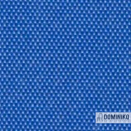 Blauwe Extex Haze stof van Vyva Fabrics in Azure kleur, gemaakt van 100% geverfd acryl met een luxe metallic glans.