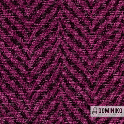 Stofpatroon van Vyva Fabrics Extex Plume EP07 Rosefinch, zachte textuur met roze en paarse tint voor buitenmeubels.