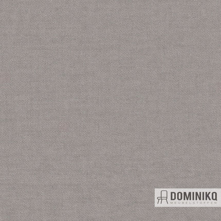 Aristide Arthur II 120 Silver meubelstof met Aquaclean-technologie, ideaal voor intensief gebruik en eenvoudig te reinigen met water.