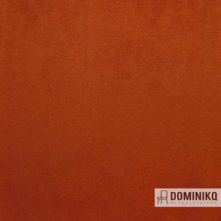 Aristide Avalon II 021 Tangerine velvet meubelstof, duurzaam en slijtvast, hoge lichtechtheid, kwaliteit en prijs-kwaliteitverhouding.