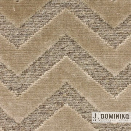 Aristide Central Park Bowery 215 Champagne stof met zigzagpatroon in jacquard velours, ideaal voor brandveilige meubels.