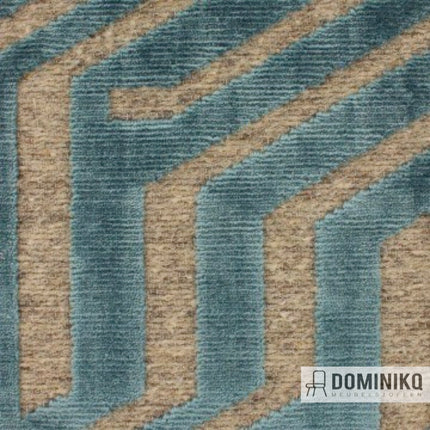 Aristide Central Park Canal 630 Turquoise meubelstof met geometrisch patroon in turquoise en beige tinten, brandvertragende eigenschappen.