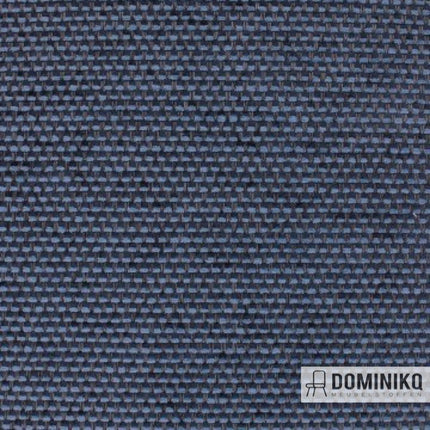 Aristide César 651 geweven meubelstof met Aquaclean-technologie, donkerblauw patroon zonder zichtbare vlekken of slijtage