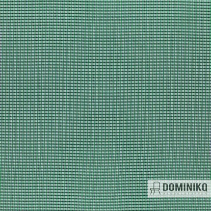 Gordijnstof Aristide Sara in Granny-Smith groen, semi-transparant met subtiele patrons, brandvertragend en kamerhoogte geweven.