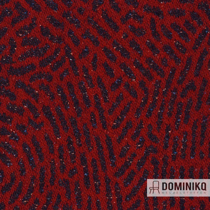 Jacquard meubelstof Bute Fabrics Kin CF1115 0604 Kingarth met rood patroon, duurzaam en brandwerend, geschikt voor intensief gebruik.