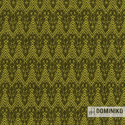 Groene stof "Ramshead CF785 - 0835 Grass" met oosters patroon, ontworpen door Bute Fabrics en Timorous Beasties. Luxe meubelstof.