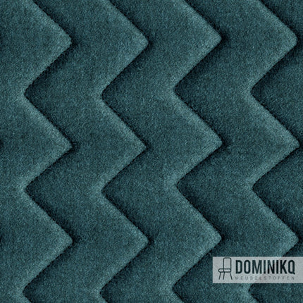 Camira Fabrics Synergy Quilt Chevron - gewatteerde meubelstof met wol en kunstvezels in chevronpatroon, kleur aquatic QSV59