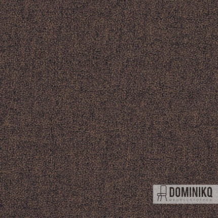 Camira Fabrics X2 AK017 formule gerecycled polyester stof met gesloten lus, bruine bouclé-achtige structuur, duurzaam textiel.