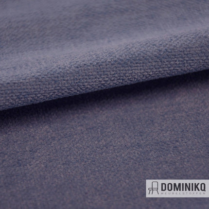 Casal Amara meubelstof in 606 Ardoise met subtiel reliëf, geschikt voor diverse interieurstijlen. Verkrijgbaar in verschillende kleuren.