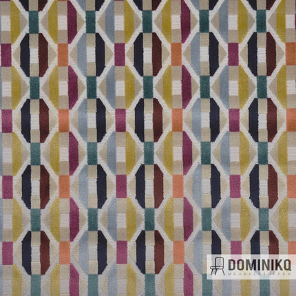 Patroon van Casal Bobino Arc en Ciel meubelstof met kleurrijke geometrische diamanten design in rayon, polyester en katoen.