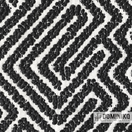 Patroon van Casal Massif meubelstof met zwart-witte doolhof print in kikkerweefsel, geschikt voor stofferen en gordijnen.