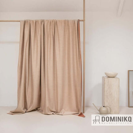 Alt Tag: "De Ploeg - Who gordijnstof, vlamwerend en zacht, 17 aardse kleuren. Vanaf 5 meter 10% korting. I Dominikq"