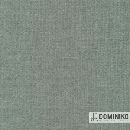 De Ploeg - Korn gordijnstof in grijstint met bicolore effect, 100% brandvertragend polyester. Speciale korting vanaf 5 meter. I Dominikq.