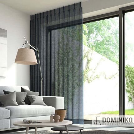 Kamerhoog gordijn De Ploeg - Vliet met vintage uitstraling bij een moderne zithoek. Bestel vanaf 5 meter voor 10% korting. I Dominikq