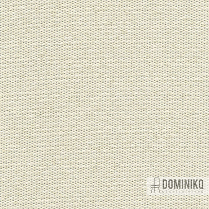 Olive stof van De Ploeg, fijne melange van gekleurde garens, polyester met Trevira CS voor vlamvertraging, verkrijgbaar bij Dominikq.