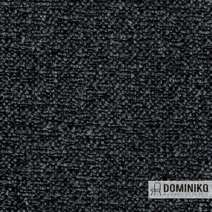Zwarte De Ploeg Serra meubelstof met bouclé weefsel en gemêleerde kleuren. Vanaf 5 meter 10% korting op deze collectie uit 2022.