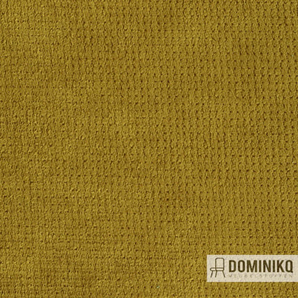 Fabraa Regain 202 Honey stof, gerecyclede chenille textuur in honingkleur, duurzaam en comfortabel RPET materiaal