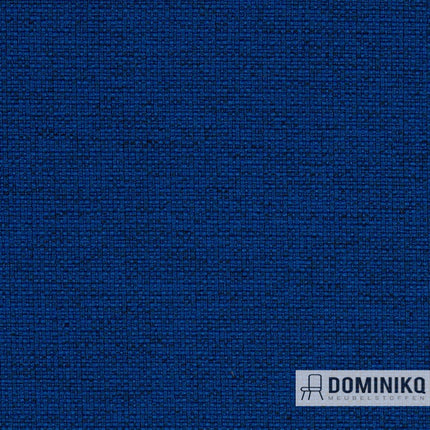 Noma duurzame brandwerende bekledingsstof in blauw, gemaakt van 100% gerecycled polyester, perfect voor interieurs en werkruimtes.