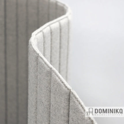 Focus Melange Screen stof in lichtgrijs, geschikt voor geluidsabsorberende privacyschermen en panelen, gemaakt van hoge kwaliteit wol.