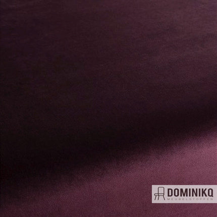 Velvet stof Champion Volume 2 van JAB Anstoetz in paars, verfijnd weefsel, veelzijdig kleurenpallet, perfect voor decoratie en woningstijl.