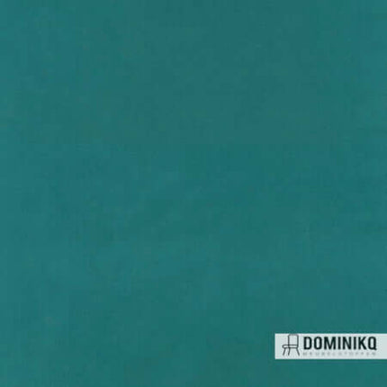 Kvadrat Sahco Balboa stof in een diepe aardetint, perfect voor een elegant interieurontwerp. Inspiratie uit Panama's kustroute.